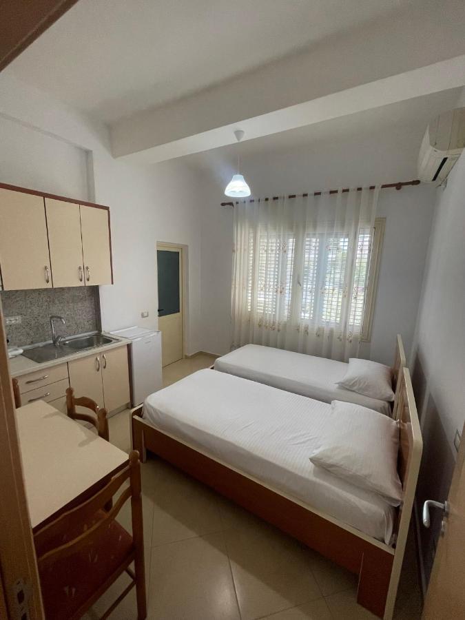 John'S Holiday Home Vlorë Екстериор снимка