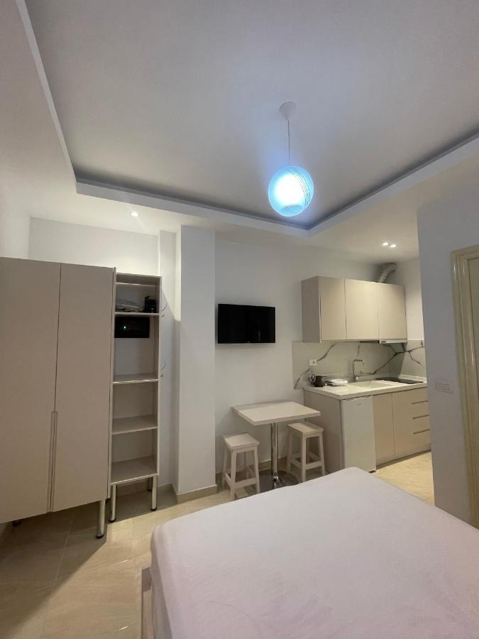 John'S Holiday Home Vlorë Екстериор снимка
