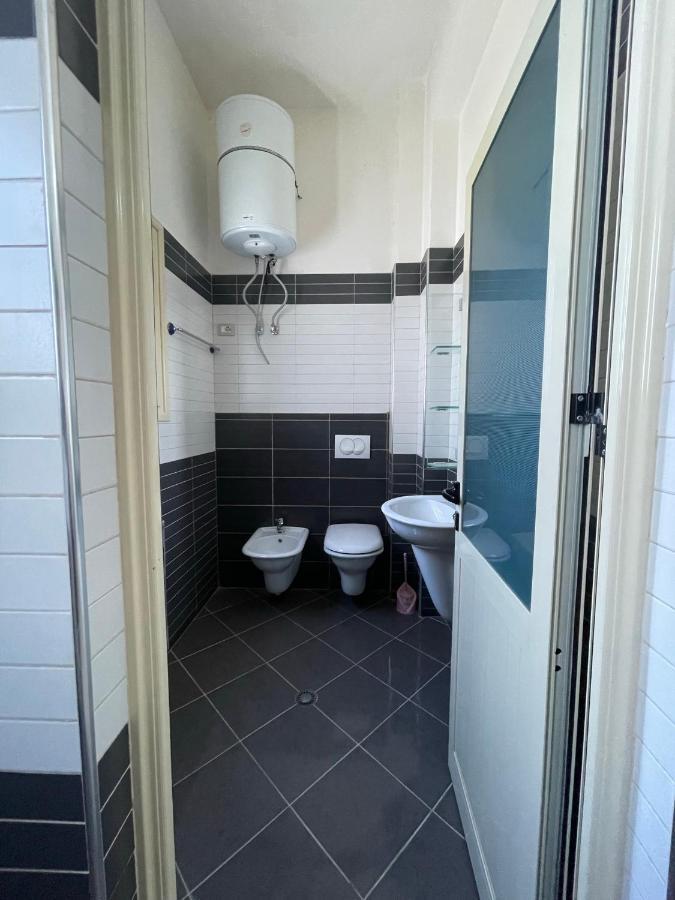John'S Holiday Home Vlorë Екстериор снимка
