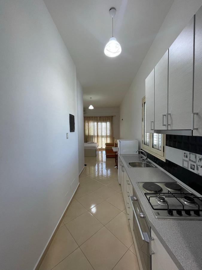 John'S Holiday Home Vlorë Екстериор снимка