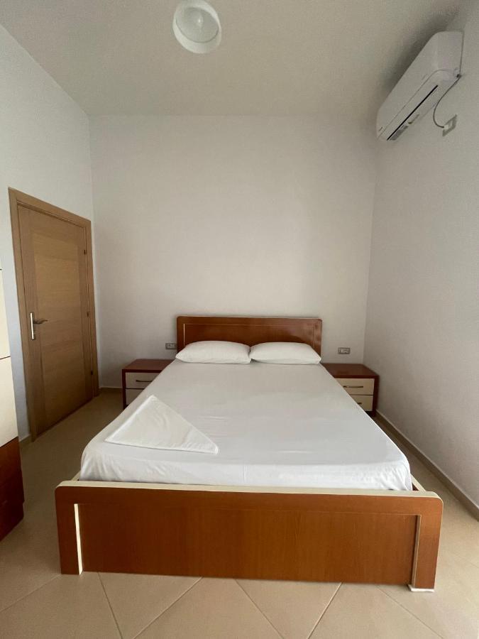 John'S Holiday Home Vlorë Екстериор снимка