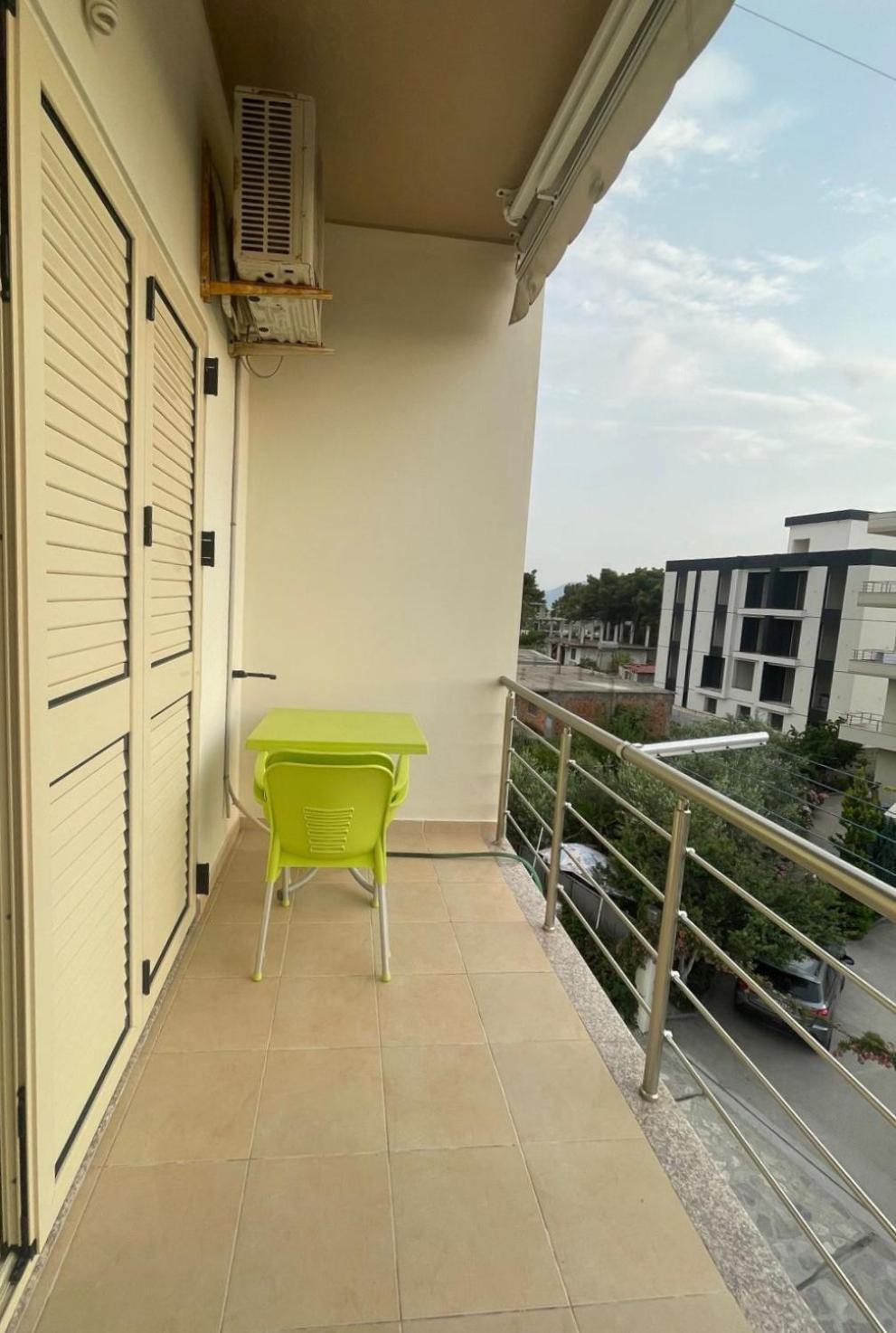 John'S Holiday Home Vlorë Екстериор снимка
